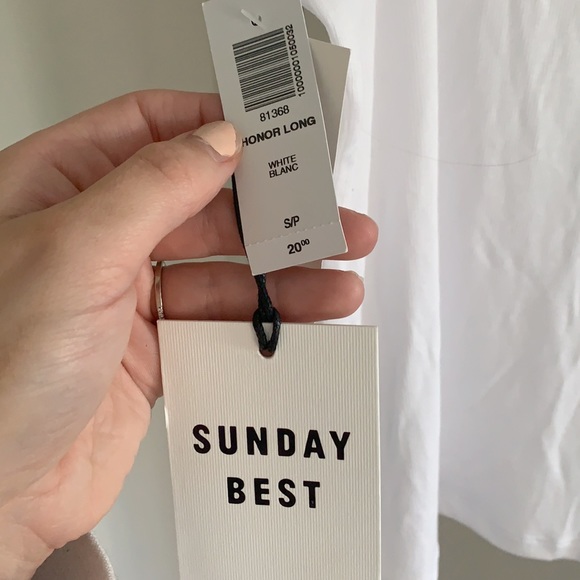 Aritzia white tank top - Picture 3 of 3